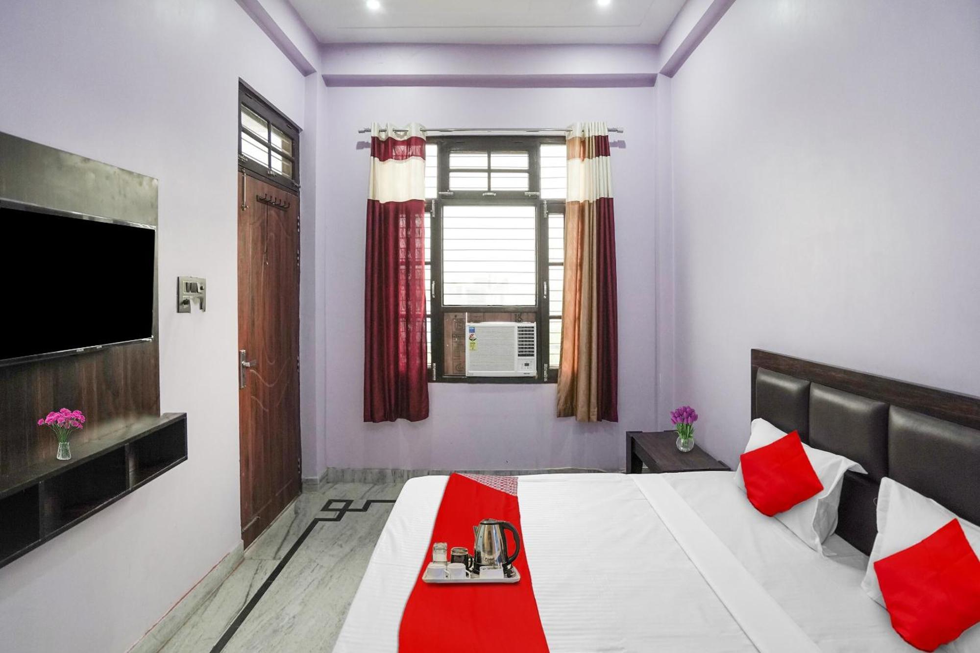 Hotel O Ayurma Inn Chinhat エクステリア 写真