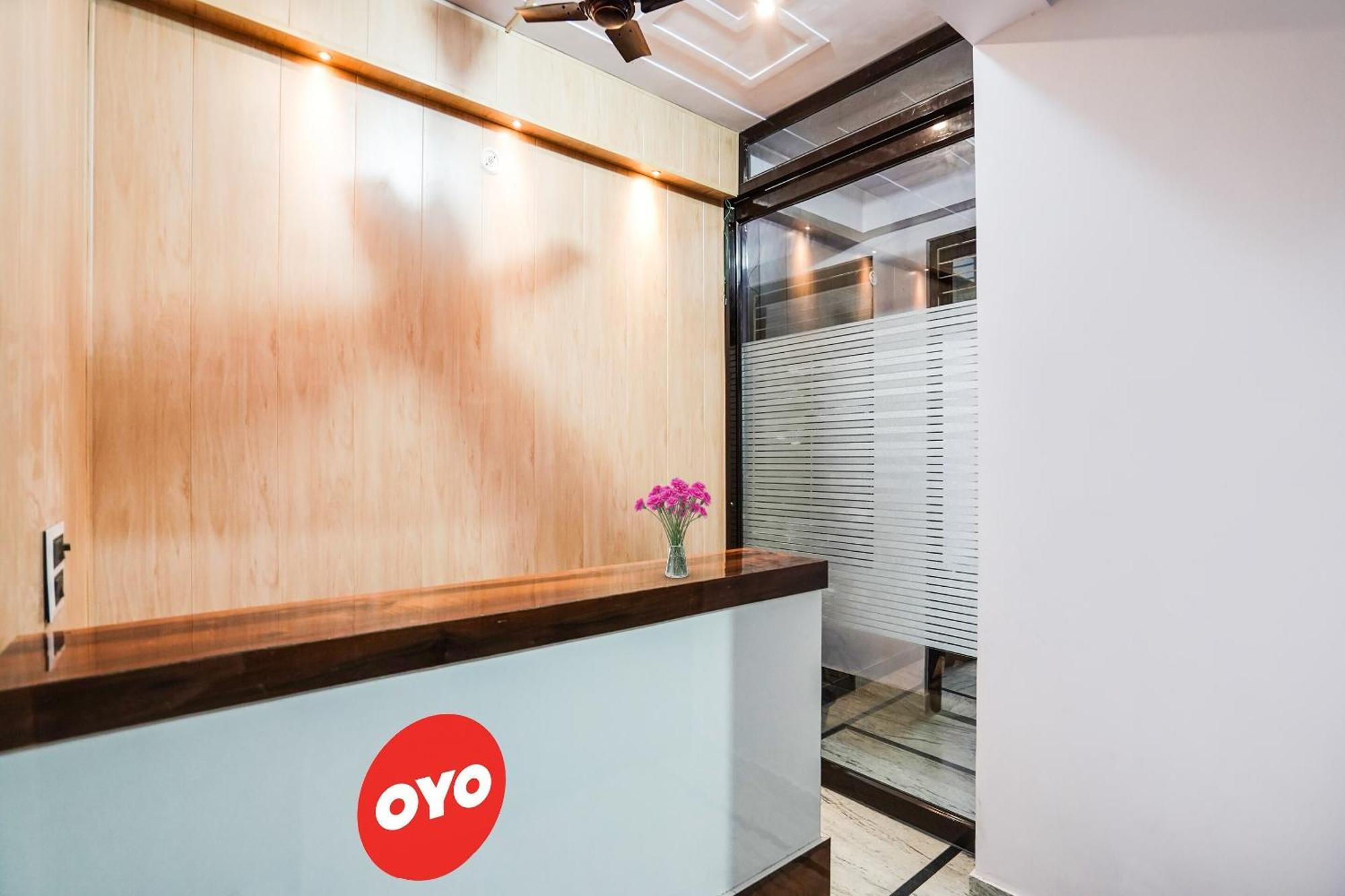 Hotel O Ayurma Inn Chinhat エクステリア 写真