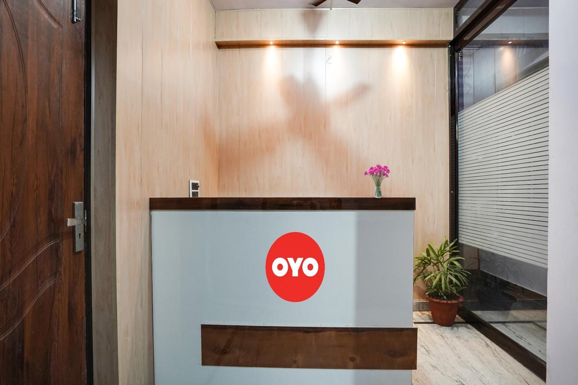 Hotel O Ayurma Inn Chinhat エクステリア 写真